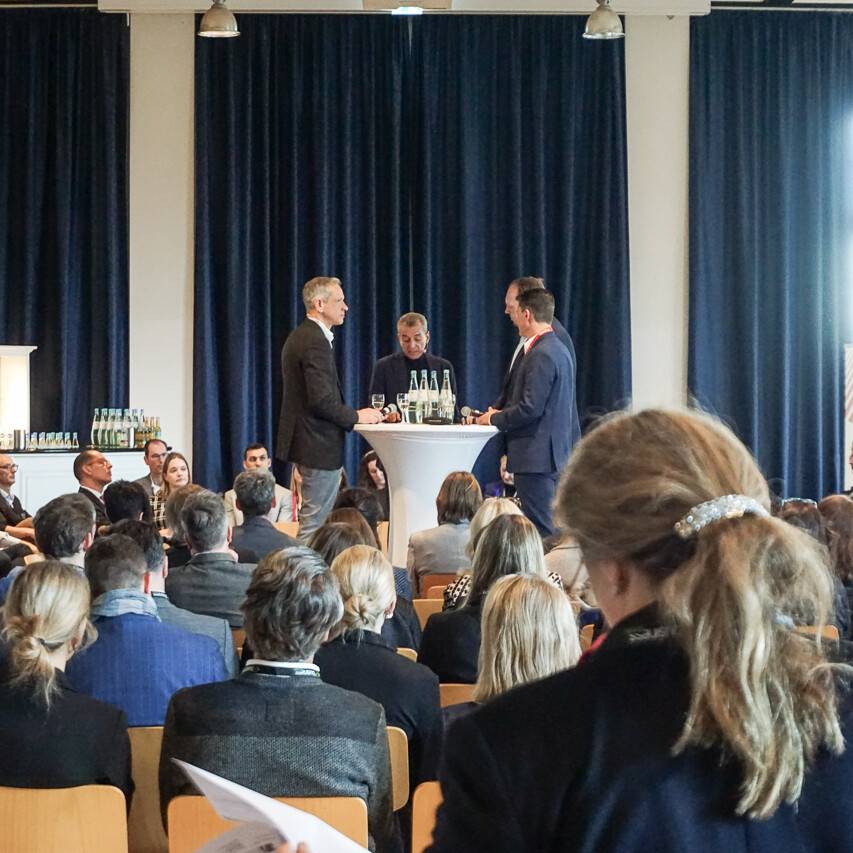 Podiumsdiskussion
